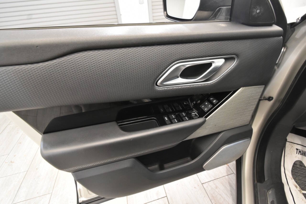 2019 Land Rover Range Rover Velar P250 S AWD 4dr SUV, W, Mileage: 80,351 - photo 12