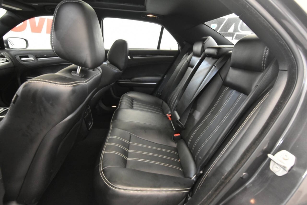 2019 Chrysler 300 S 4dr Sedan, Gray, Mileage: 47,282 - photo 12