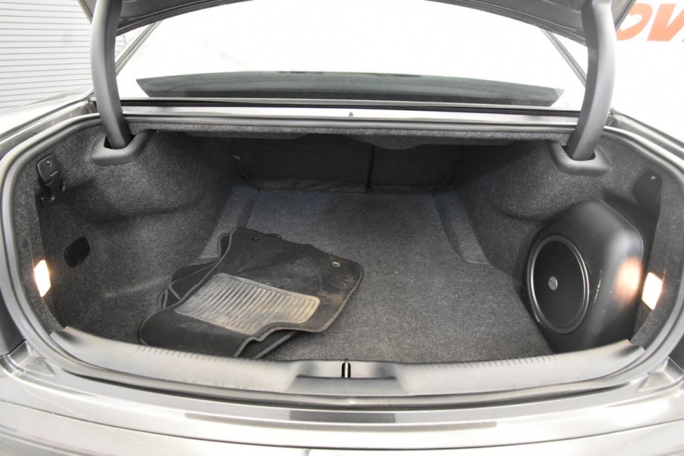 2019 Chrysler 300 S 4dr Sedan, Gray, Mileage: 47,282 - photo 31