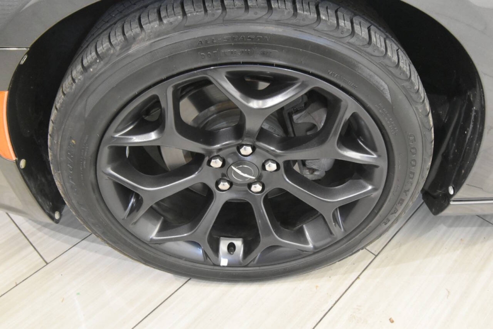 2019 Chrysler 300 S 4dr Sedan, Gray, Mileage: 47,282 - photo 9