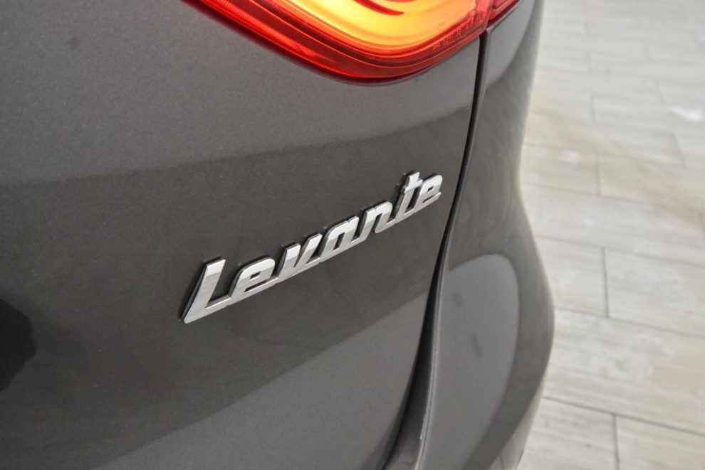 2020 Maserati Levante Base AWD 4dr SUV, Gray, Mileage: 63,243 - photo 32