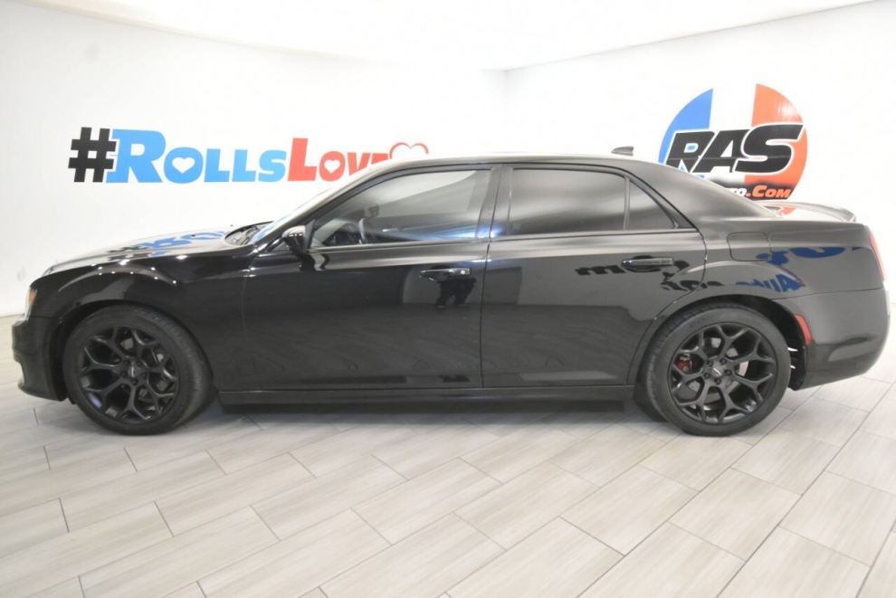 2019 Chrysler 300 S 4dr Sedan, Black, Mileage: 95,884 - photo 1