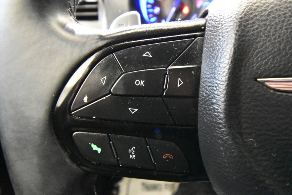 2019 Chrysler 300 S 4dr Sedan, Black, Mileage: 95,884 - photo 28