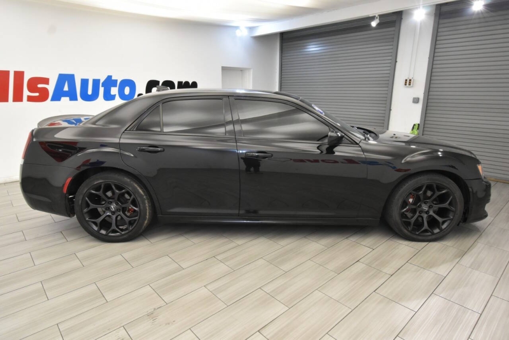 2019 Chrysler 300 S 4dr Sedan, Black, Mileage: 95,884 - photo 5