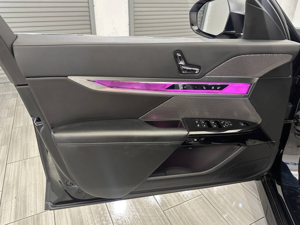 2024 BMW 7 Series 740i xDrive AWD 4dr Sedan, Blue, Mileage: 27,670 - photo 12