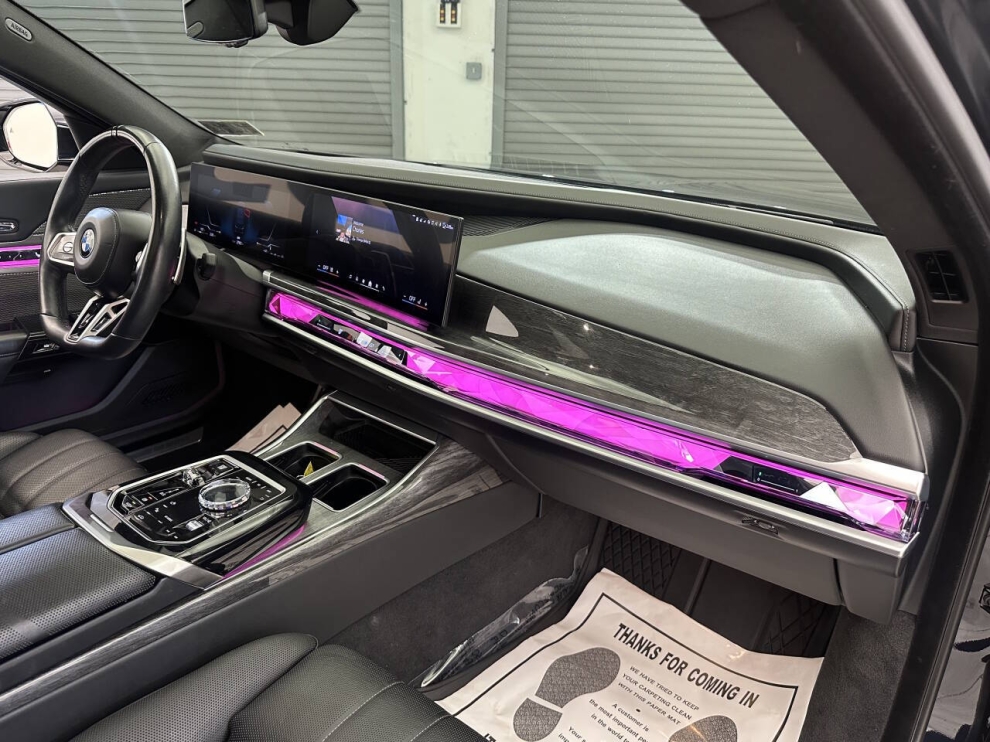 2024 BMW 7 Series 740i xDrive AWD 4dr Sedan, Blue, Mileage: 27,670 - photo 16