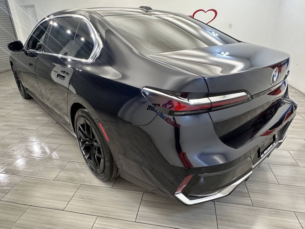 2024 BMW 7 Series 740i xDrive AWD 4dr Sedan, Blue, Mileage: 27,670 - photo 2