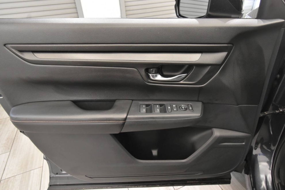 2025 Honda CR-V Hybrid Sport AWD 4dr SUV, Gray, Mileage: 85,000 - photo 12