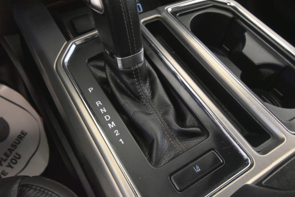 2016 Ford F-150, Negro, Mileage: 117,254 - photo 20