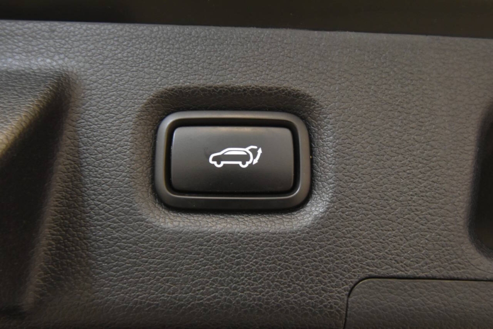 2019 Hyundai Santa Fe Ultimate 2.0T AWD 4dr Crossover, Black, Mileage: 98,540 - photo 37