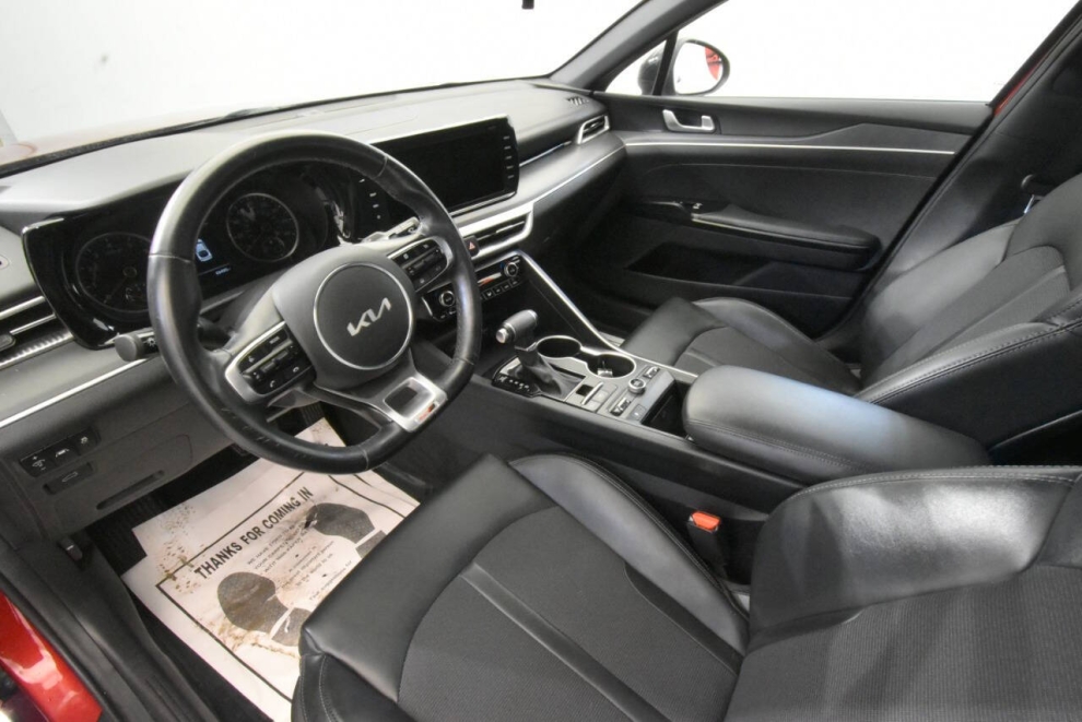 2022 Kia K5 GT Line AWD 4dr Sedan, Red, Mileage: 68,490 - photo 11