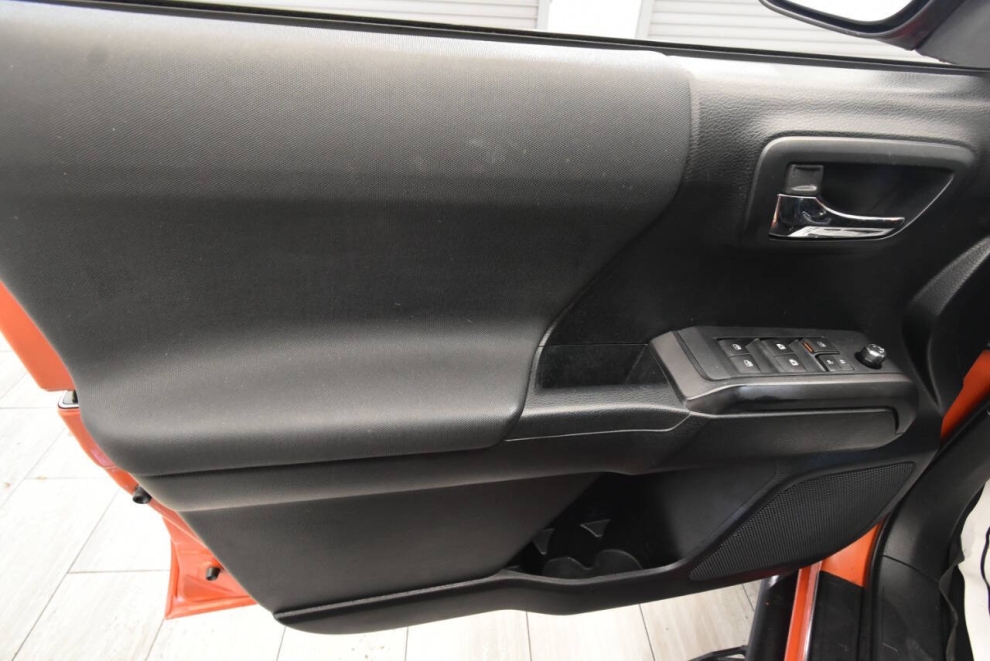 2016 Toyota Tacoma TRD Off Road 4x4 4dr Double Cab 5.0 ft SB 6A, Orange, Mileage: 105,000 - photo 12