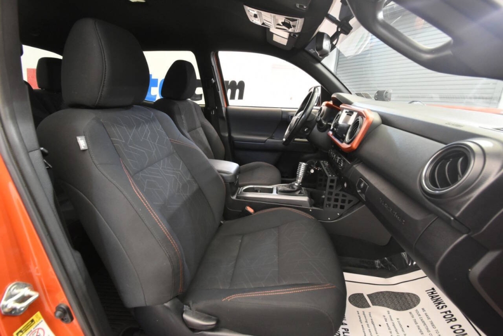 2016 Toyota Tacoma TRD Off Road 4x4 4dr Double Cab 5.0 ft SB 6A, Orange, Mileage: 105,000 - photo 14