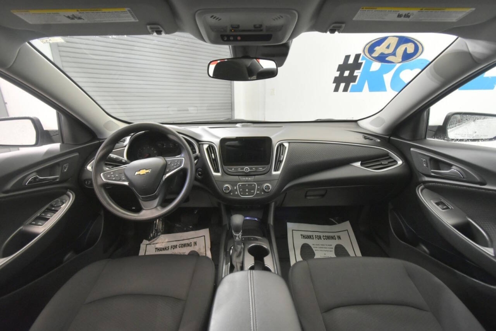 2024 Chevrolet Malibu LT 4dr Sedan w/1LT, White, Mileage: 61,339 - photo 17