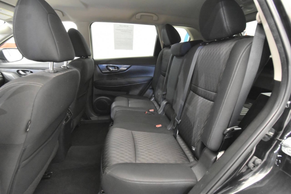 2019 Nissan Rogue SV AWD 4dr Crossover, Black, Mileage: 89,091 - photo 13