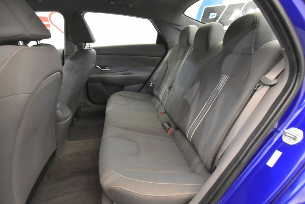 2023 Hyundai Elantra, Azul, Mileage: 52,233 - photo 13