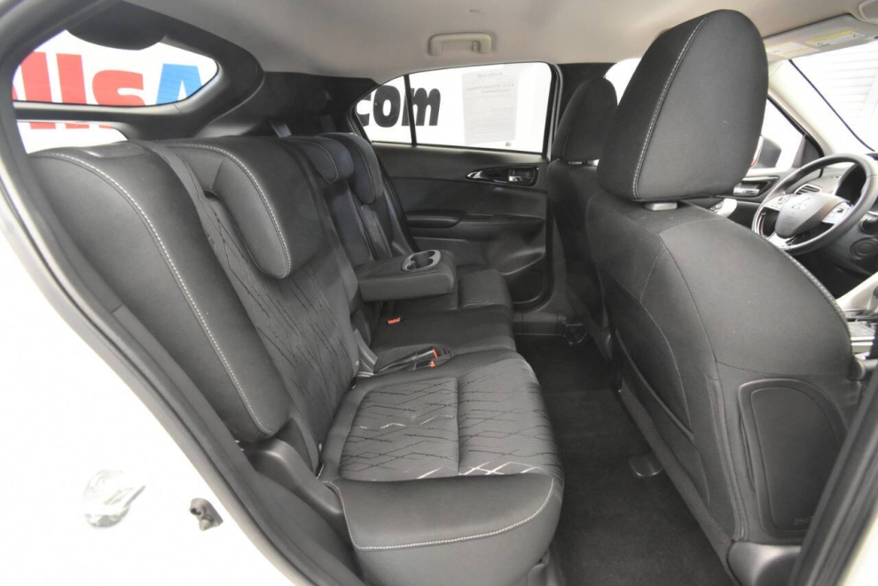 2020 Mitsubishi Eclipse Cross SE 4dr Crossover, White, Mileage: 63,335 - photo 15