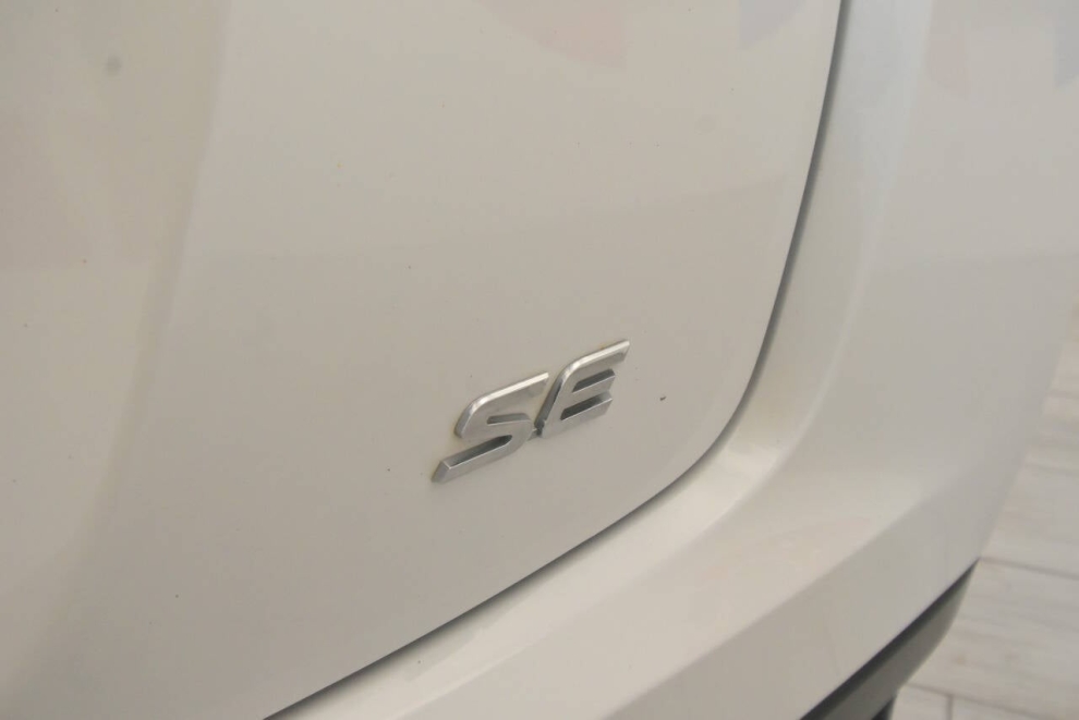 2020 Mitsubishi Eclipse Cross SE 4dr Crossover, White, Mileage: 63,335 - photo 34