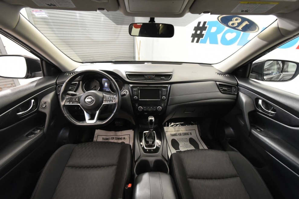 2018 Nissan Rogue SV AWD 4dr Crossover, Black, Mileage: 70,569 - photo 16