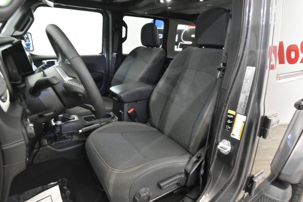 2025 Jeep Wrangler Sahara 4xe 4x4 4dr SUV, Gris, Mileage: 15,069 - photo 10