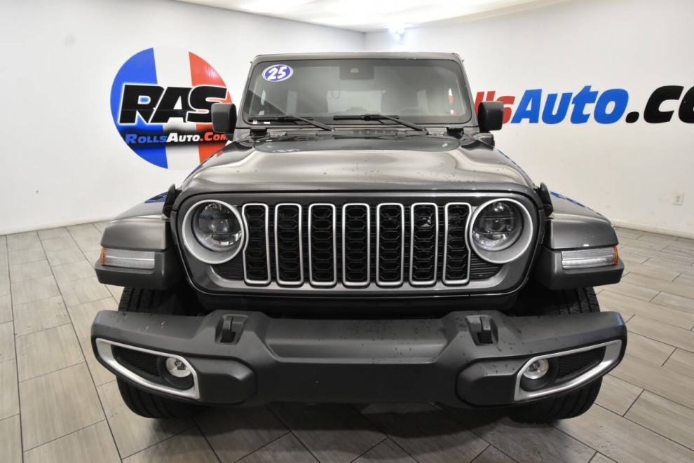 2025 Jeep Wrangler Sahara 4xe 4x4 4dr SUV, Gris, Mileage: 15,069 - photo 7