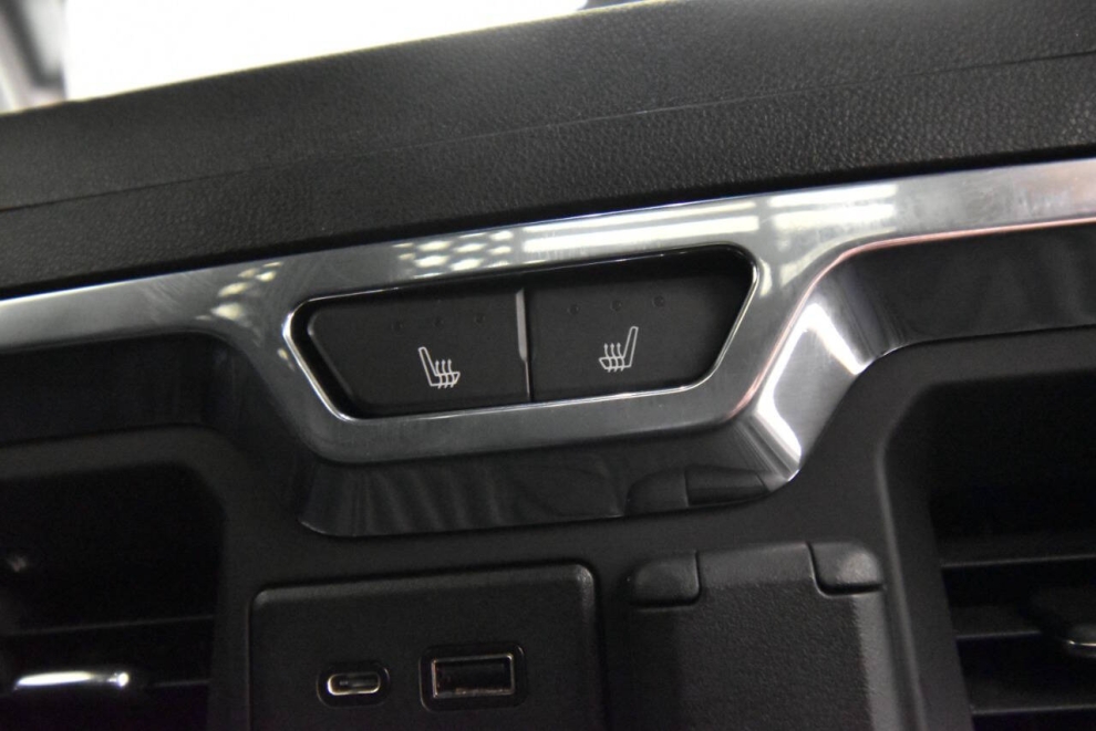 2021 Chevrolet Silverado 1500, Negro, Mileage: 101,144 - photo 16