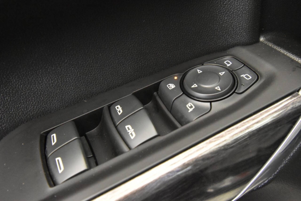 2021 Chevrolet Silverado 1500, Negro, Mileage: 101,144 - photo 30