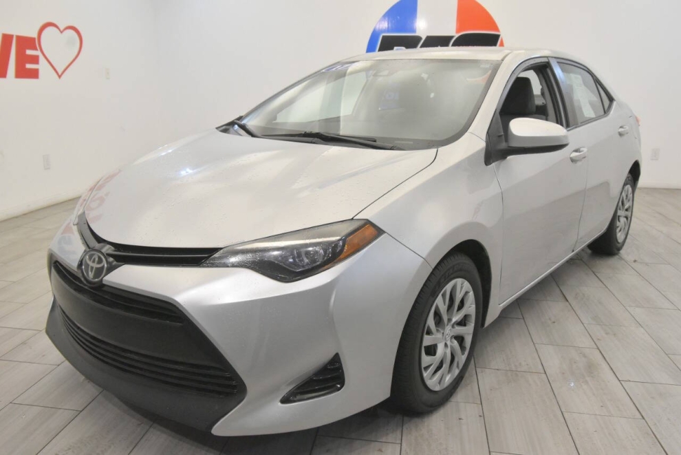 2017 Toyota Corolla LE 4dr Sedan, Silver, Mileage: 109,765 