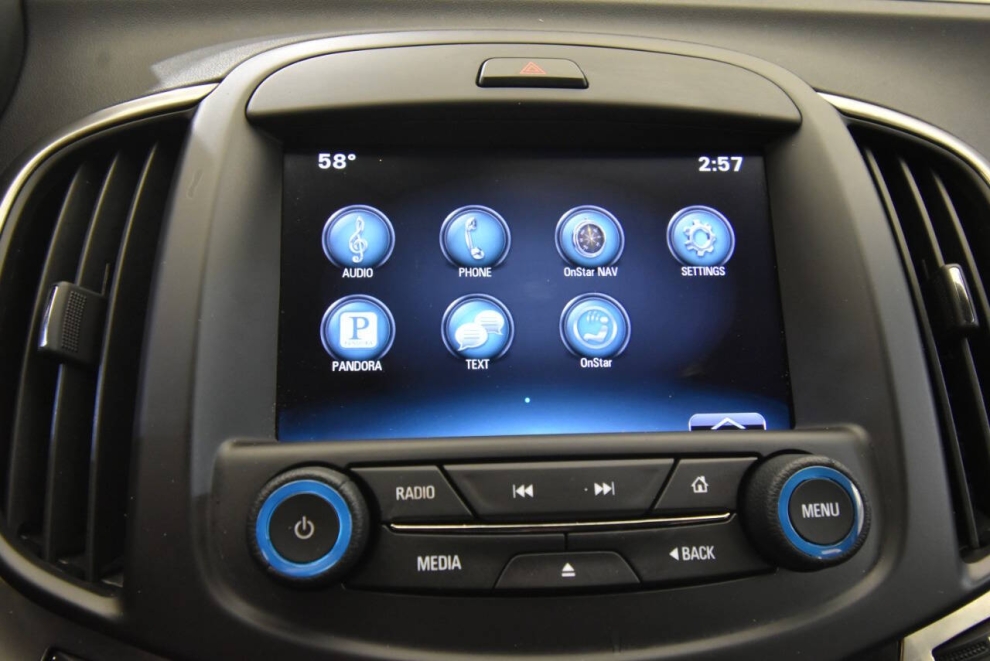 2015 Buick LaCrosse Base 4dr Sedan, Gray, Mileage: 52,882 - photo 20