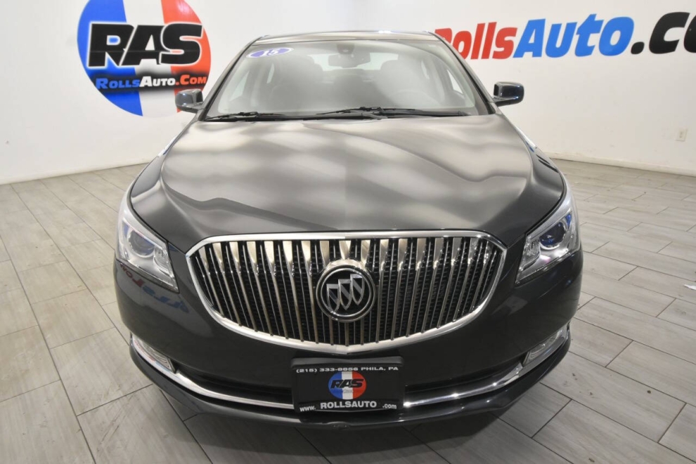 2015 Buick LaCrosse Base 4dr Sedan, Gray, Mileage: 52,882 - photo 7