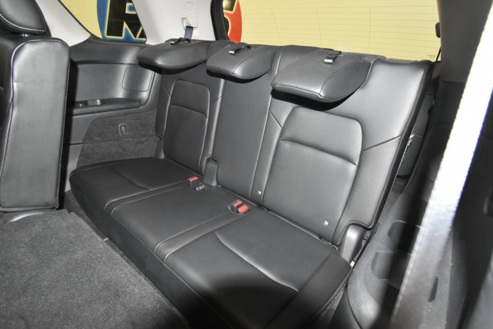 2024 Nissan Pathfinder SL AWD 4dr SUV, Negro, Mileage: 66,103 - photo 15