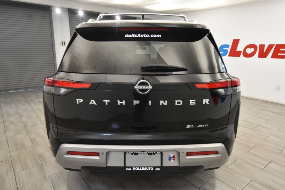 2024 Nissan Pathfinder SL AWD 4dr SUV, Negro, Mileage: 66,103 - photo 3