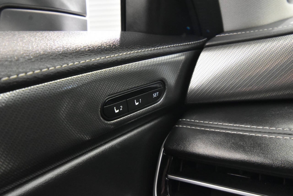 2022 Infiniti QX60 Luxe AWD 4dr SUV, Blanco, Mileage: 63,146 - photo 31