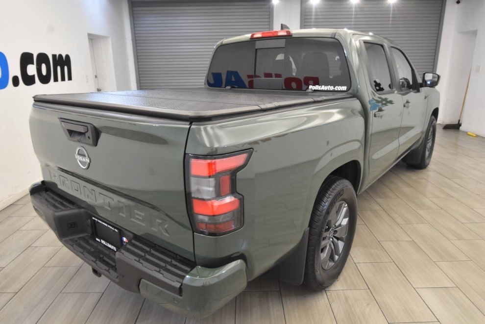 2025 Nissan Frontier SV 4x2 4dr Crew Cab 5 ft. SB, Green, Mileage: 1,551 - photo 4