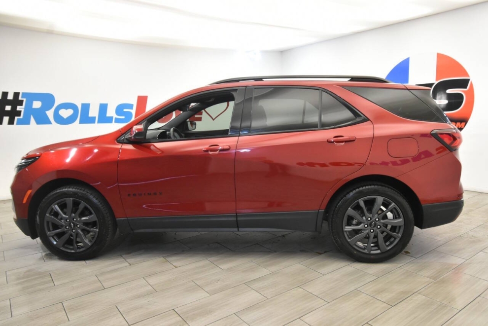 2022 Chevrolet Equinox RS 4x4 4dr SUV, Rojo, Mileage: 33,698 - photo 1