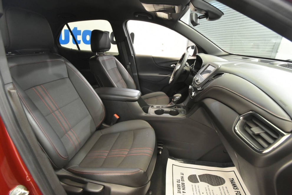 2022 Chevrolet Equinox RS 4x4 4dr SUV, Rojo, Mileage: 33,698 - photo 14