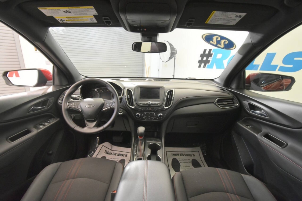 2022 Chevrolet Equinox RS 4x4 4dr SUV, Rojo, Mileage: 33,698 - photo 16