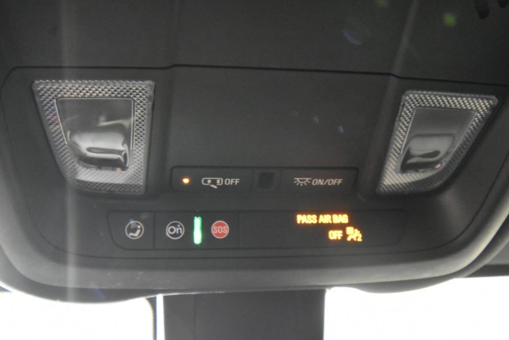 2022 Chevrolet Equinox RS 4x4 4dr SUV, Rojo, Mileage: 33,698 - photo 22