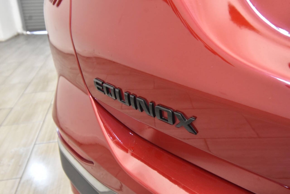 2022 Chevrolet Equinox RS 4x4 4dr SUV, Rojo, Mileage: 33,698 - photo 30