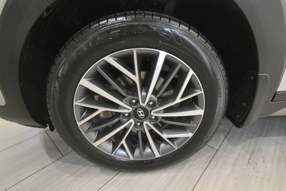 2021 Hyundai Tucson SEL AWD 4dr SUV, Silver, Mileage: 72,654 - photo 10