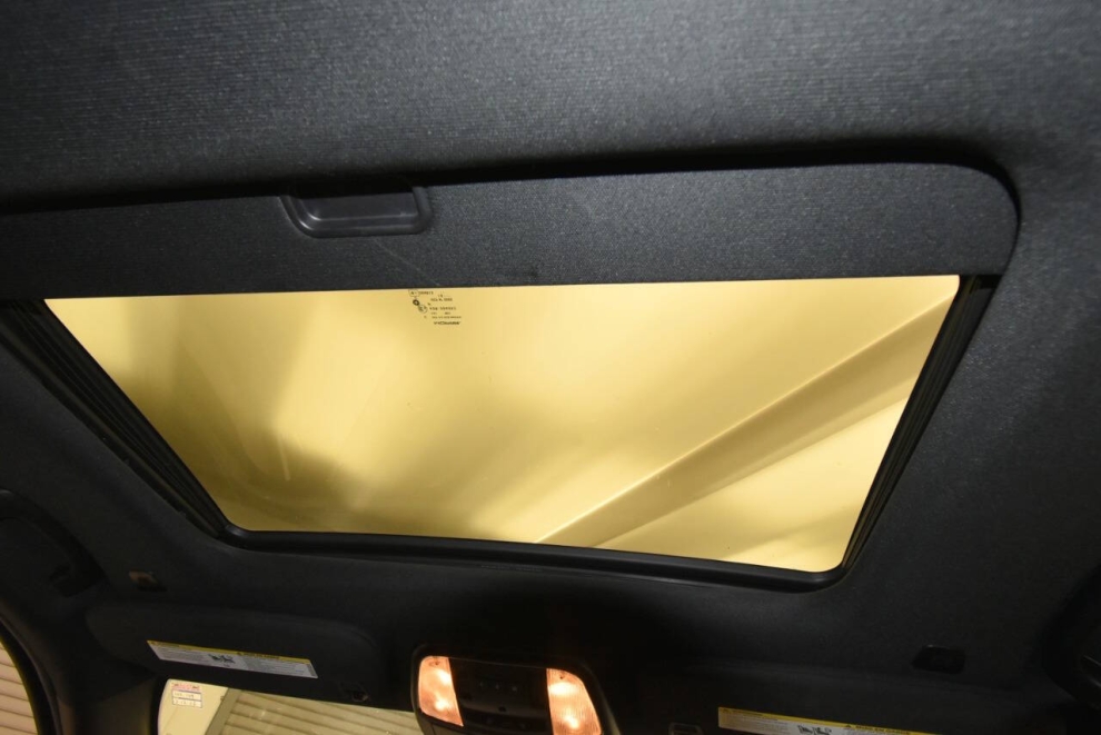 2019 Jeep Grand Cherokee Limited 4x4 4dr SUV, Red, Mileage: 97,766 - photo 16