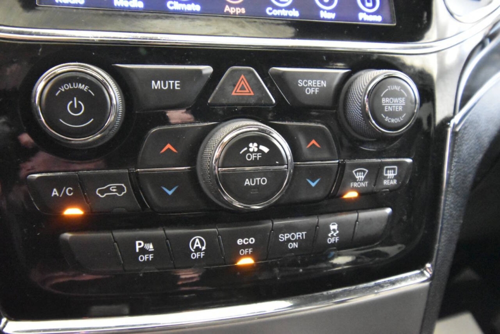 2019 Jeep Grand Cherokee Limited 4x4 4dr SUV, Red, Mileage: 97,766 - photo 20