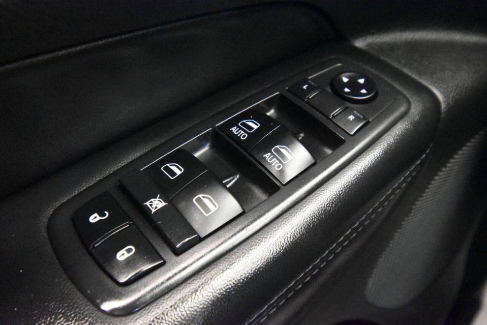 2019 Jeep Grand Cherokee Limited 4x4 4dr SUV, Red, Mileage: 97,766 - photo 30