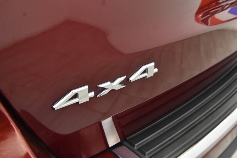 2019 Jeep Grand Cherokee Limited 4x4 4dr SUV, Red, Mileage: 97,766 - photo 32