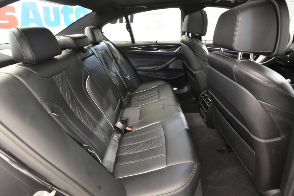 2020 BMW 5 Series M550i xDrive AWD 4dr Sedan, Gray, Mileage: 60,685 - photo 15