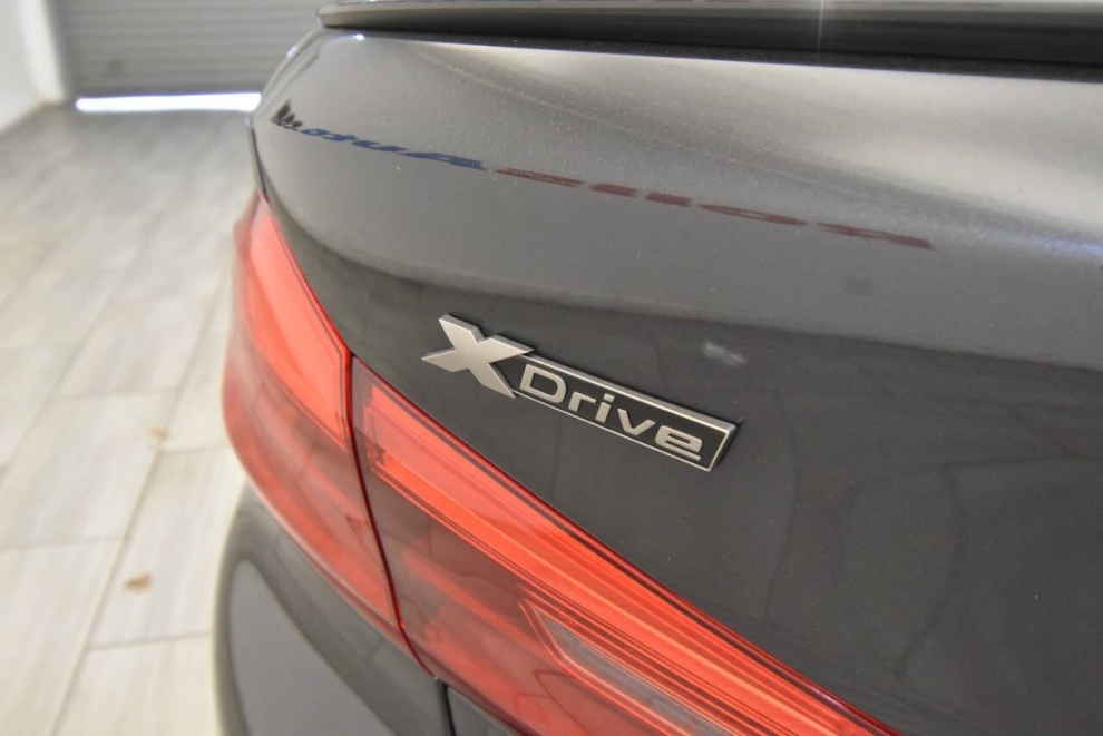 2020 BMW 5 Series M550i xDrive AWD 4dr Sedan, Gray, Mileage: 60,685 - photo 32