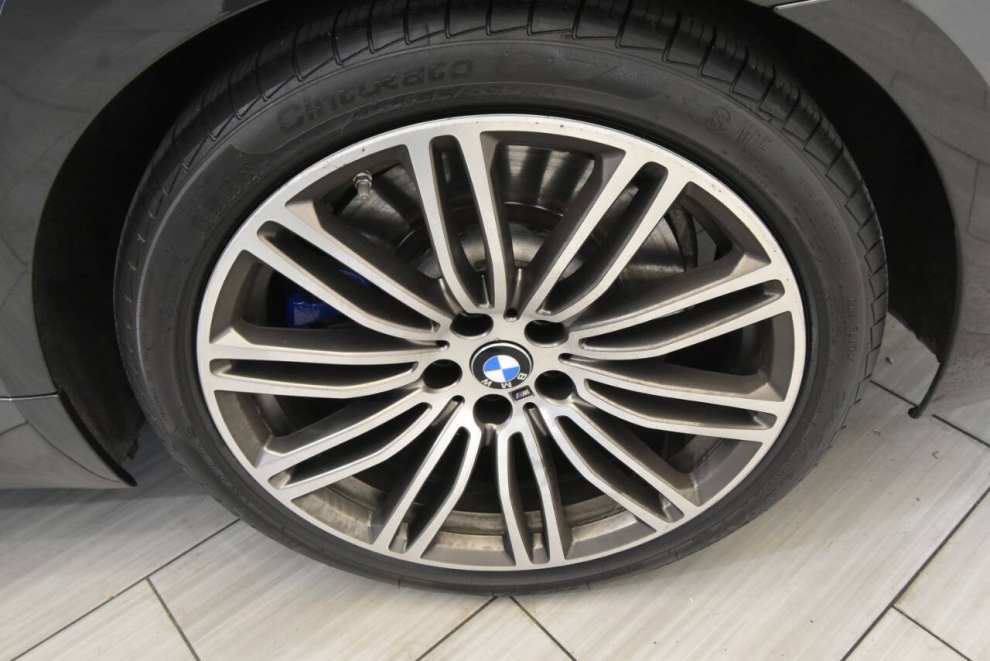 2020 BMW 5 Series M550i xDrive AWD 4dr Sedan, Gray, Mileage: 60,685 - photo 9