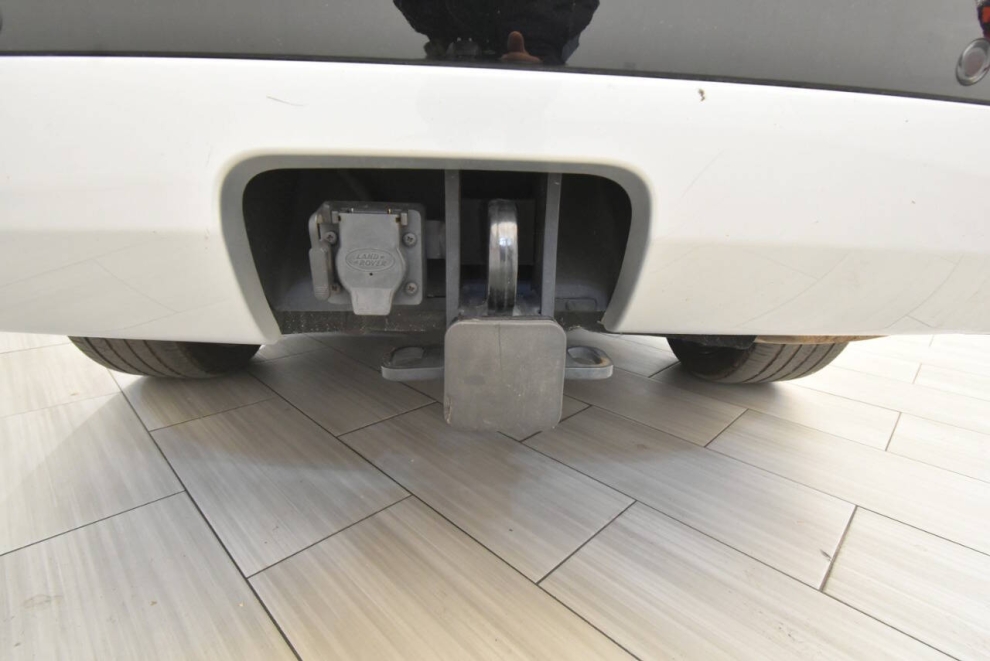 2022 Land Rover Discovery P360 HSE R Dynamic AWD 4dr SUV, Silver, Mileage: 71,428 - photo 48