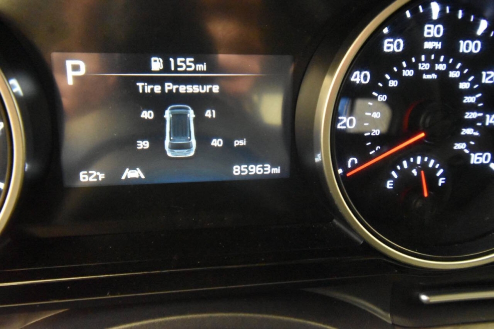 2024 Kia Carnival EX 4dr Mini Van, Silver, Mileage: 85,951 - photo 28