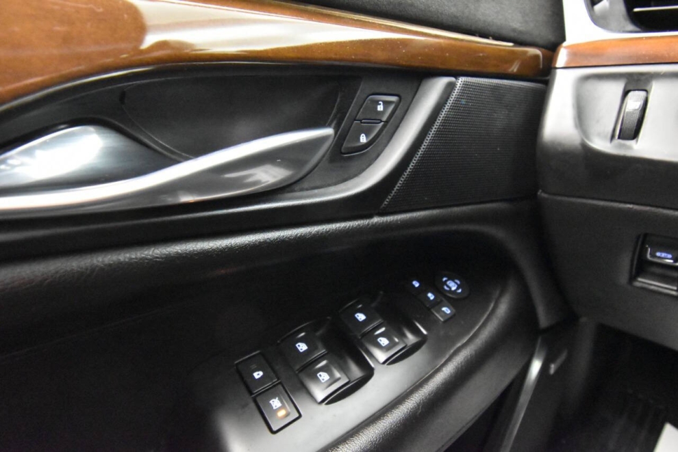 2020 Cadillac Escalade Premium Luxury 4x4 4dr SUV, Black, Mileage: 48,089 - photo 33